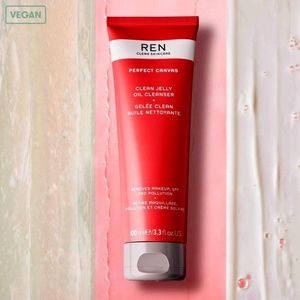 REN Jelly Oil Cleanser Perfect Canvas